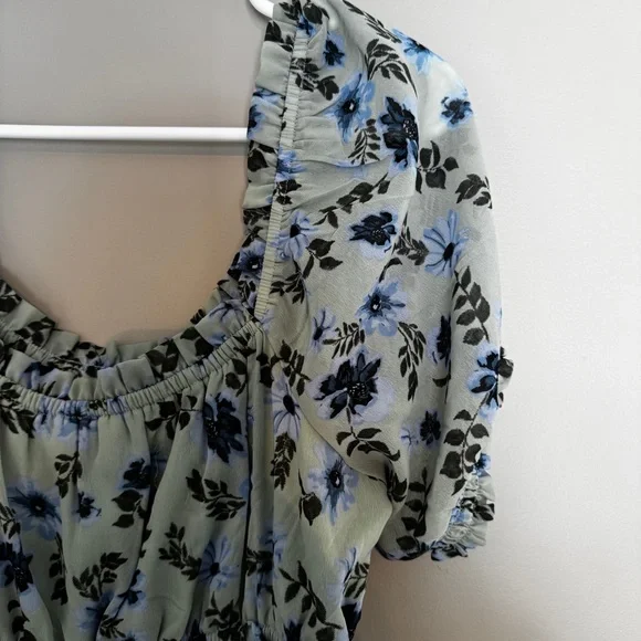 Floral Blue and Green Dress - Picture 2 of 4